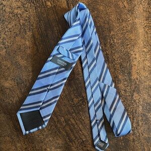 Nordstrom Elegant Blue and Gray Striped Tie